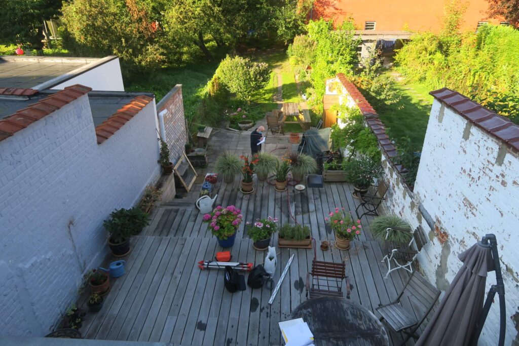 vue terrasse depuis le premier étage d’une maison à watermael-boitsfort