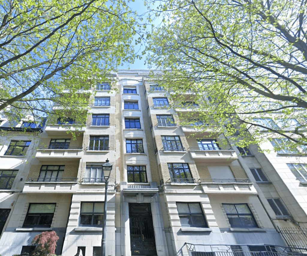 immeuble art déco à forest avec penthouse 3 chambres au dernier étage